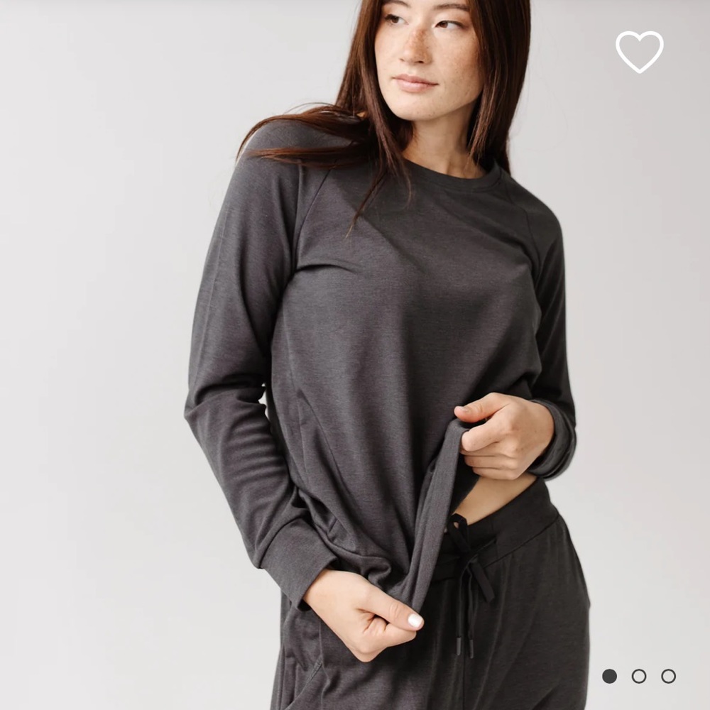 Cozy Earth //  Ultra-Soft Bamboo Pullover Crew // Gray // M